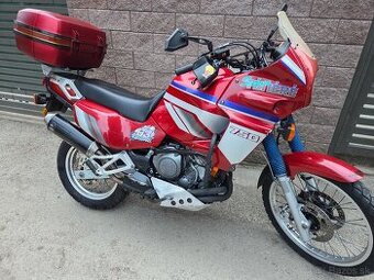 Yamaha XTZ 750 Super Tenere  doklady