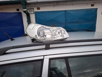 Prave predne svetlo SX4