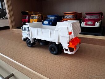 Škoda LIAZ 706 AGRO rozmetadlo hnoja