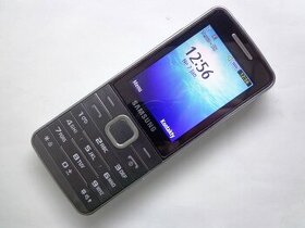 SAMSUNG GT-S5610 Ako Nový Komplet s Krabicou - Samsung B2100