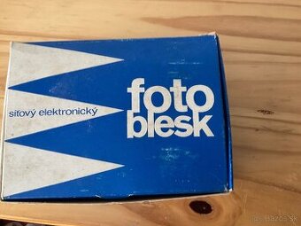 Predám Retro blesk
