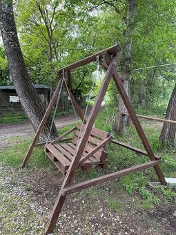 Hojdačka do záhrady