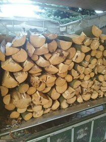Predam palivove drevo bukove dubove suche