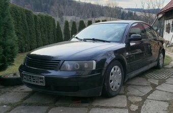 Volkswagen Passat 2.5 TDI V6...