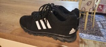 Predám Adidas 44