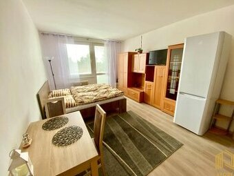 NA PRENÁJOM GARSÓNKA s BALKÓNOM, SENICA