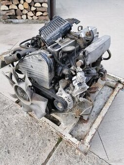 Nissan Patrol Y60 2.8 motor