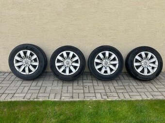 215/65 R17