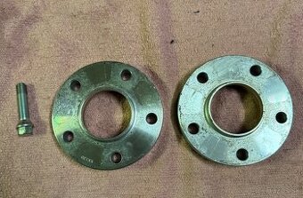 Predám 2x priechodné rozširovacie podložky 5×120 – 25 mm