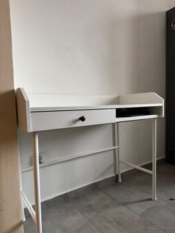 Kancelársky stôl IKEA Hauga 10045