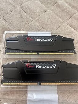 DDR 4 2x16 GB 4000 MHz 32GB