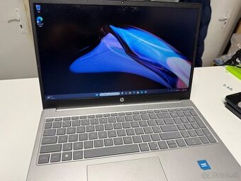 Kancelársky notebook HP