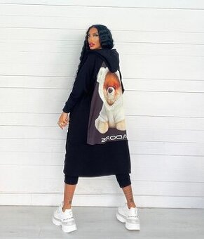 Dvojdielna damska cierna teplakova suprava s kapucnou NOVA