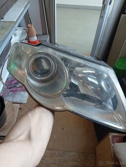 PREDNÉ SVETLOMETY VW PASSAT B6 2005-2010