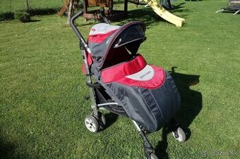 Bugina PIERE CARDIN, kočiar