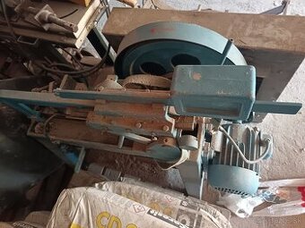 Rámová píla na železo