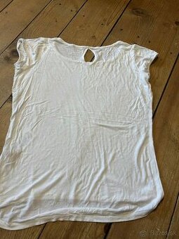 Obyčajne biele tričko M ,s poštovnym 4 €