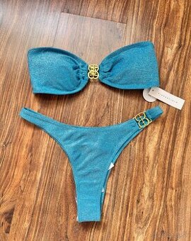 Tyrkysové trblietave plavky