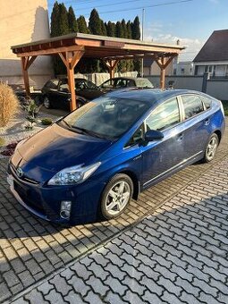 Toyota Prius 1.8VVT-i Hybrid 12/2010 | 144 000 km | 1.