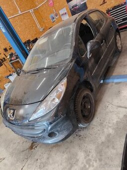 Rozpredam peugeot 207