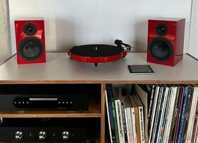 Gramofón s reproduktormi Pro-Ject RPM 1.3 Genie červený - 1