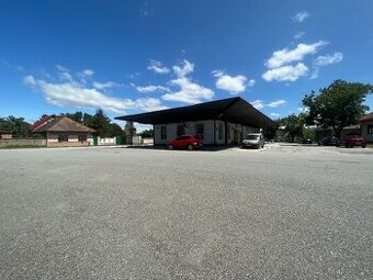 Komerčný objekt v centre Moldavy nad B. s pozemkom 1 808 m2