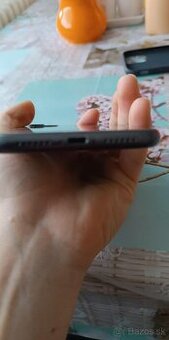 Predám Iphone 11