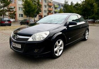 Opel Astra GTC 1.6 benzín 2009, OPC line, Slovenské