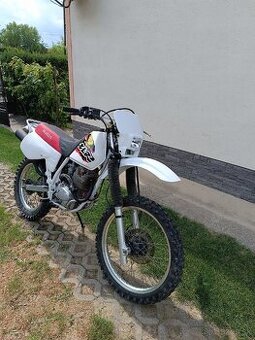 Honda XLR125R