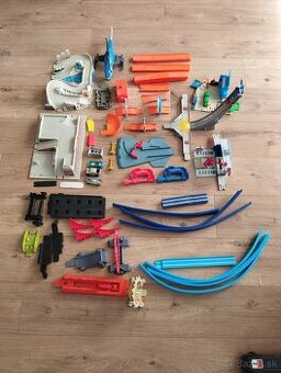 Predám dráhy hot wheels