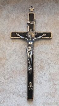 Starožitný sakrálny krížik