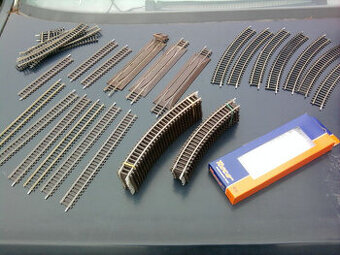 Vláčiky-Nepoužité Koľajnice "ROCO-HO" (Roco-Line 2,1mm)