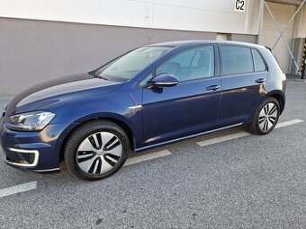 Predám Volkswagen Golf ELEKTRO AUTOMAT 85 KW...LED,NAVI,TEMP