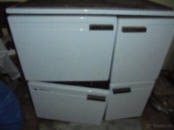 Predám  sporák na tuhé palivo