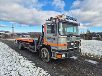 Odtahový speciál MAN M90 18.272