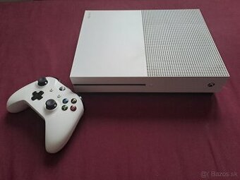 Xbox one S, 1 TB + 1 ovladac