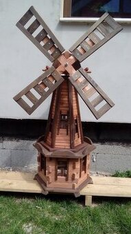 Drevený veterný mlyn