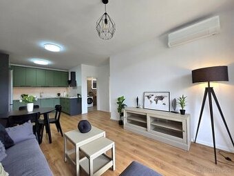 3+KK byt, NOVOSTAVBA, 74,3 m2 + lodžia + parking, zariadený