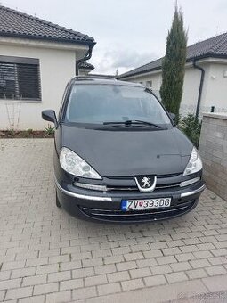 Peugeot 807