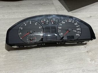 Predam Budík na Audi A4 B5