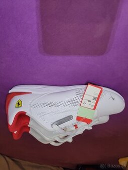 Puma DRIFT CAT Ferrari