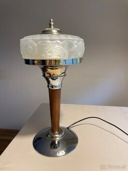 Stolová lampa