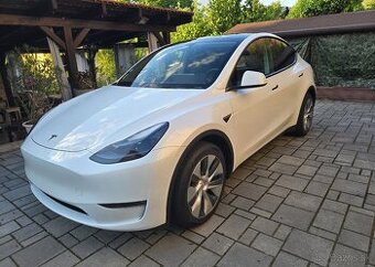Tesla Model Y Long Range AWD 75kWh 2023 AMD Ryzen
