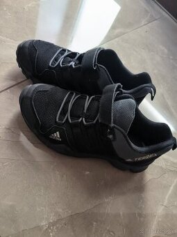 Adidas terrex