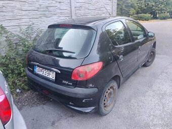 Predám Peugeot 206