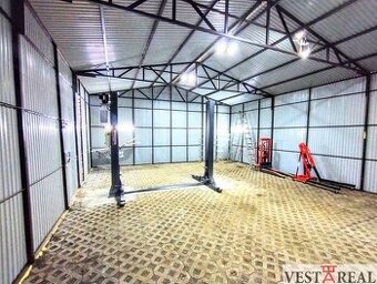Na prenájom hala 80m2, ulica Coburgova, Trnava