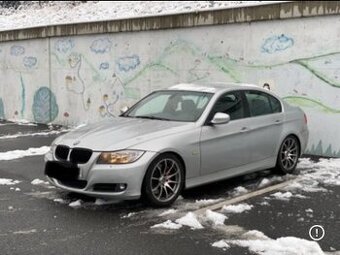 BMW 330i 200kw