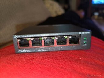 TP-Link TL-SG105 1Gbit switch 5 port -