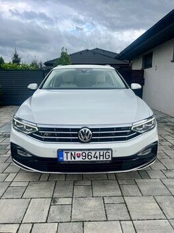 VW Passat Variant 2.0 TDi R-line 4-motion DSG 2019 140kw 4x