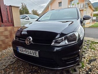 Golf 2.0TDI 110kw R-line